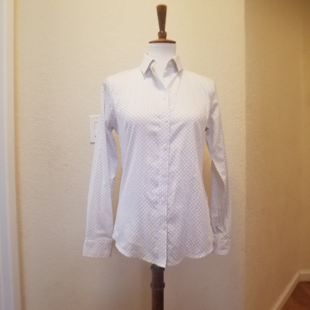 Banana republic button Down blouse.